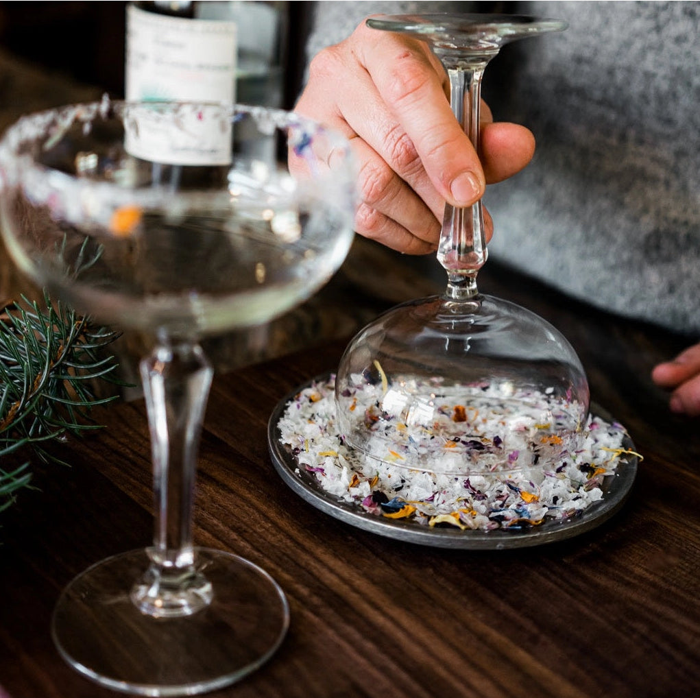 Flouwer Co. Classic Floral Garnishing Salt